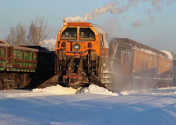 Снегоочистительный транспорт СУБРа не отдыхает с начала зимы