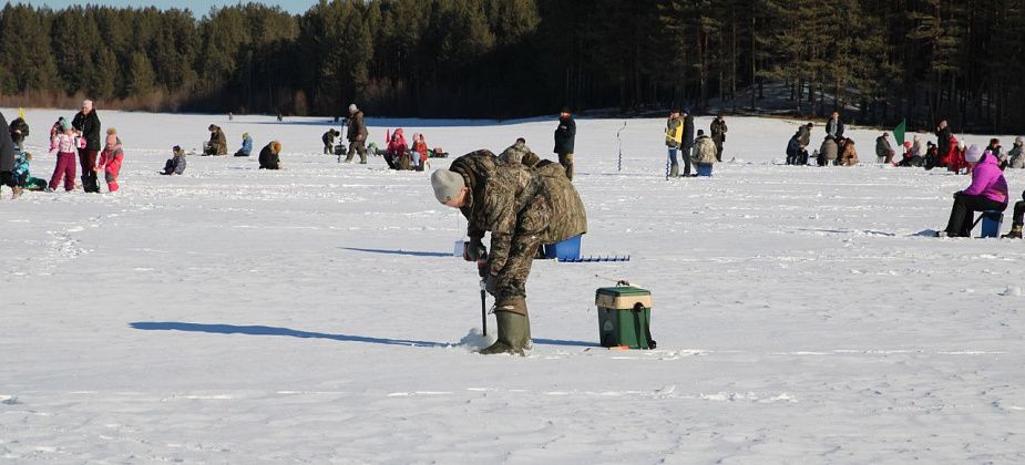 Состоялись соревнования по подледному лову - самое душевное мероприятие года