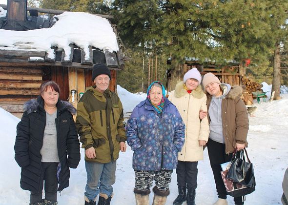 Манси. В гостях у Тамары с Алексеем – домик не для Гулливера, ноздреватый хлеб, речь-ручеек