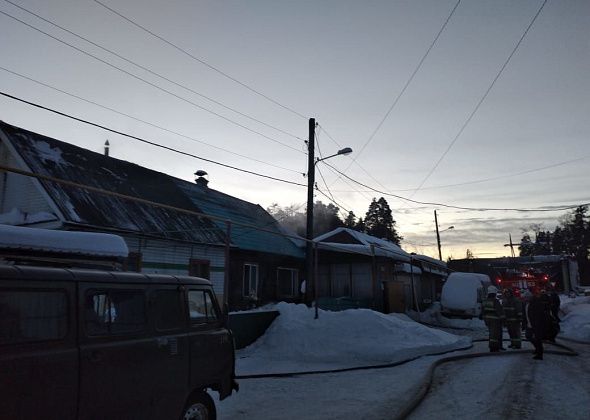 В Североуральске горел частный дом