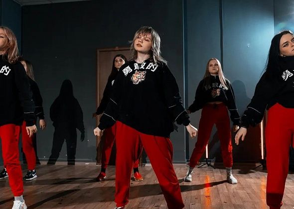 Виктория Сычева танцует hip-hop и уверена — танец помогает полюбить себя