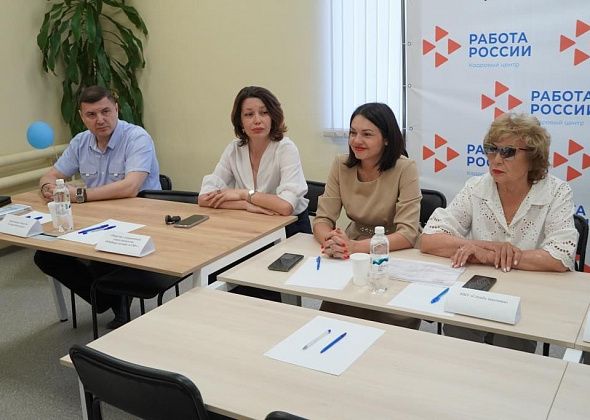 В Североуральске состоялась ярмарка вакансий «Работа России. Время возможностей»